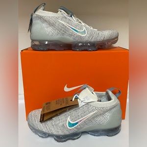 Nike Air Vapormax 2021 FK White White Aura DB1550-102 GS / Women SZ 5.5